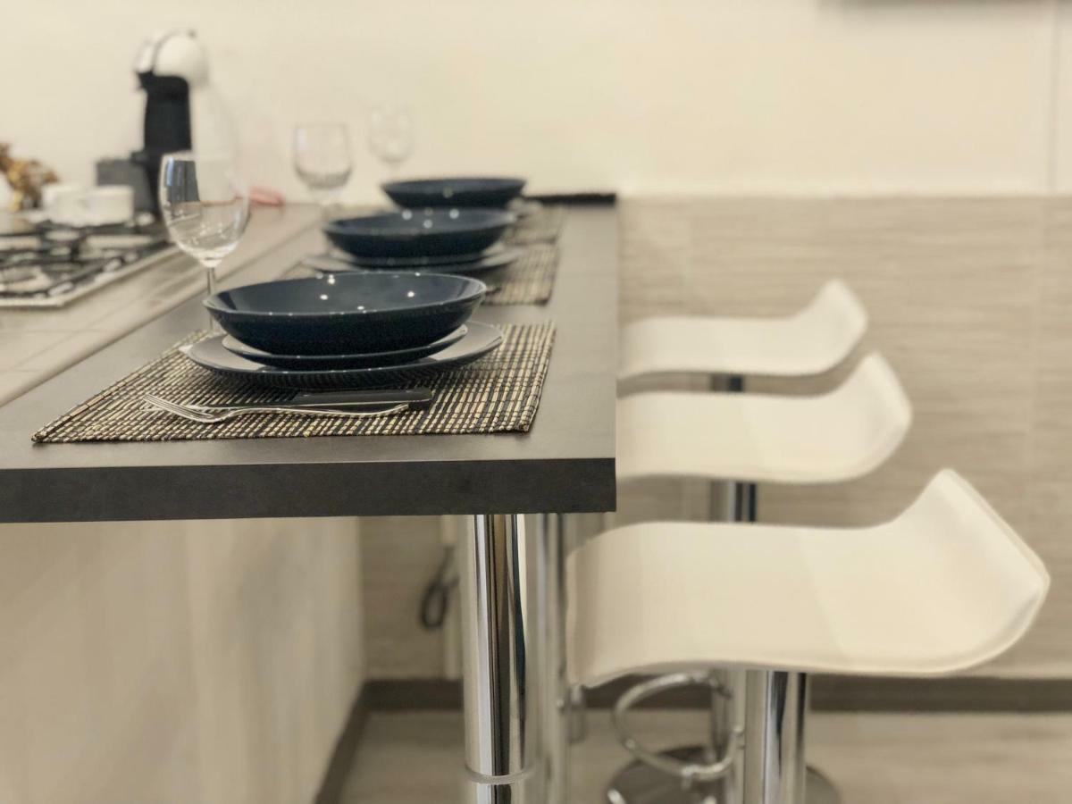 Apartament 36 Via Santa Chiara Turyn